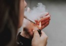 Consumo de cigarro eletrônico cresce no Brasil, enquanto o do tradicional perde espaço