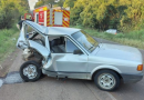 Batida entre carros deixa uma pessoa ferida na BR 163