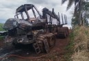 Máquina agrícola é destruída por incêndio no interior de Abelardo Luz