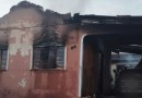Pai entra em casa que está pegando fogo para tentar salvar filha autista e os dois morrem em Londrina