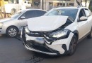 Acidente entre Jeep e VW/Nivus deixa passageira ferida