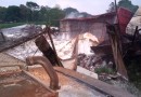 Carreta pega fogo após saída de pista em Romelândia