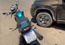 Motociclista fica ferido em colisão na Avenida Paraná