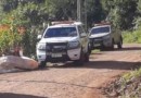 Homem que esfaqueou irmãos e matou um deles é preso e conduzido para SMOeste