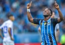 Grêmio vence o Confiança na Arena e abre vantagem na Copa do Brasil