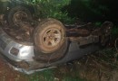 Motorista morre após caminhonete capotar em ribanceira de 30 metros na SC-157
