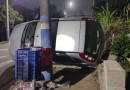 Carro capota em Guaraciaba e três mulheres ficam presas no seu interior