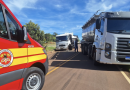 Colisão traseira entre caminhões mobiliza bombeiros na BR-163
