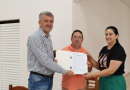 Administração realiza a entrega de 3 regularizações de lotes fundiários em Bom Jesus do Sul