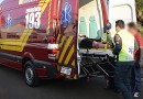 Colisão em poste mobiliza equipes do SAMU e do Corpo de Bombeiros