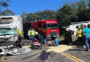 Acidente entre caminhões mobiliza resgate aéreo no Oeste de SC