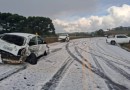 Chuva de granizo causa acidente com cinco veículos em SC
