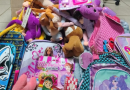 Bichos de pelúcia, brinquedos, mochilas e cigarros eletrônicos são apreendidos com passageiro de ônibus
