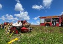 Operador de trator fica ferido após capotamento em lavoura