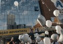 Colégio Adventista homenageia irmãos mortos com a avó em acidente na BR-163 em Bom Jesus do Sul