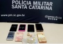 Duas mulheres são presas pela Polícia Militar por tráfico de drogas