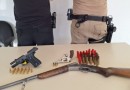 Pai e filho foram detidos em flagrante por posse irregular de armas de fogo