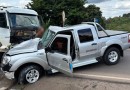 Casal de idosos fica ferido em colisão entre caminhonete e caminhão na BR-163