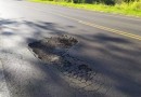 Motociclista vai receber R$ 40 mil de indenização por ter caído em buraco não sinalizado
