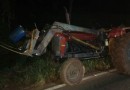 Colisão entre trator e motocicleta deixa homem ferido