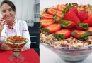 Sobremesa de Natal na taça com morangos e bombons
