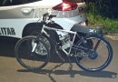Adolescente é abordado conduzindo ciclomotor artesanal que causava perturbação