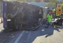 Ônibus que transportava equipe de futsal se envolve em acidente com mortos e feridos