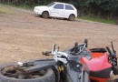 Jovem fica ferido em colisão entre carro e moto na SC-163