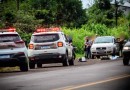Motociclistas tentam evitar abordagem e PM descobre crime de contrabando