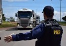 PRF divulga calendário que proíbe circulação de veículos pesados nos feriados de 2026