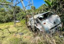 Caminhão capota em ribanceira no interior, deixando seis feridos
