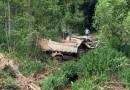 Motorista de caminhão caçamba sofre ferimentos graves em acidente