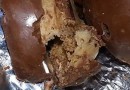 Cliente vai receber R$ 10 mil de indenização por encontrar larvas em chocolate
