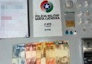 Menina de 15 anos é flagrada com crack durante abordagem