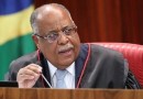 Ministro do TSE multa advogado que pediu anulação do julgamento que deixou Bolsonaro inelegível