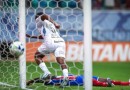 Grêmio marca nos acréscimos e arranca empate com o Bahia