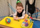 Pais realizam ação entre amigos para pedir ajuda ao filho de dois anos com Paralisia Cerebral e Epilepsia Refratária