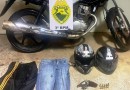 Após roubo em uma mercearia, Polícia Militar prende um dos suspeitos e apreende revólver e motocicleta usados no crime