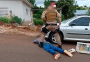 Armado com faca, homem é preso em flagrante enquanto furtava em residência de SMOeste