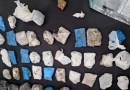 Adolescente é apreendido após polícia encontrar drogas e materiais usados no tráfico em residência