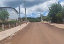 Asfalto e calçadas trazem mais qualidade de vida para moradores do Bairro Lazarim
