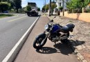 Jovem fica ferido após colisão entre carro e moto