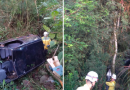 Jovem perdido em rodovia leva bombeiros a descobrir acidente com morte em SC