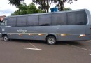 Confusão em campo termina com denúncia de racismo, dano a ônibus e ameaças