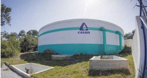 Colaboradores da Casan devem entrar em greve a partir de quarta-feira, entenda