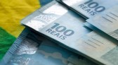 Salário recebido nas regiões Sul e Sudeste cai quase 10% em um ano