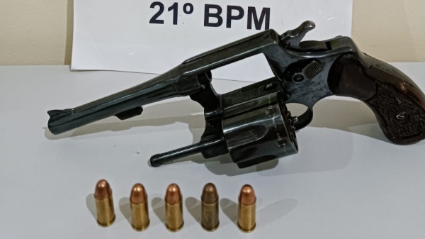 Homem é preso por porte ilegal de arma de fogo em Dois Vizinhos