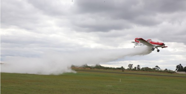 Governo do Paraná contrata aviões para reforçar combate a incêndios florestais