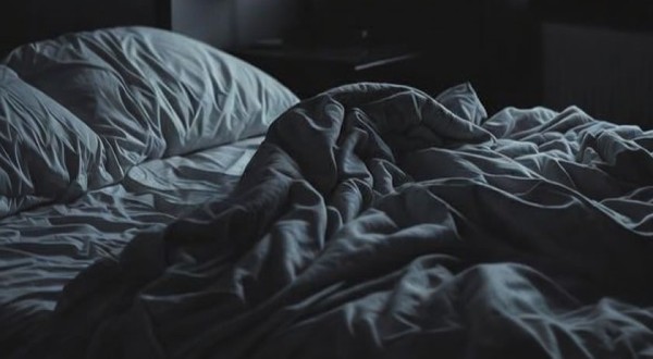 Bebê de 6 meses morre após se enrolar em cobertores em Jaraguá do Sul