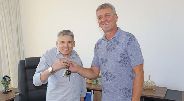 Clodoaldo Alves dos Santos assume o executivo municipal pelo período de 10 dias